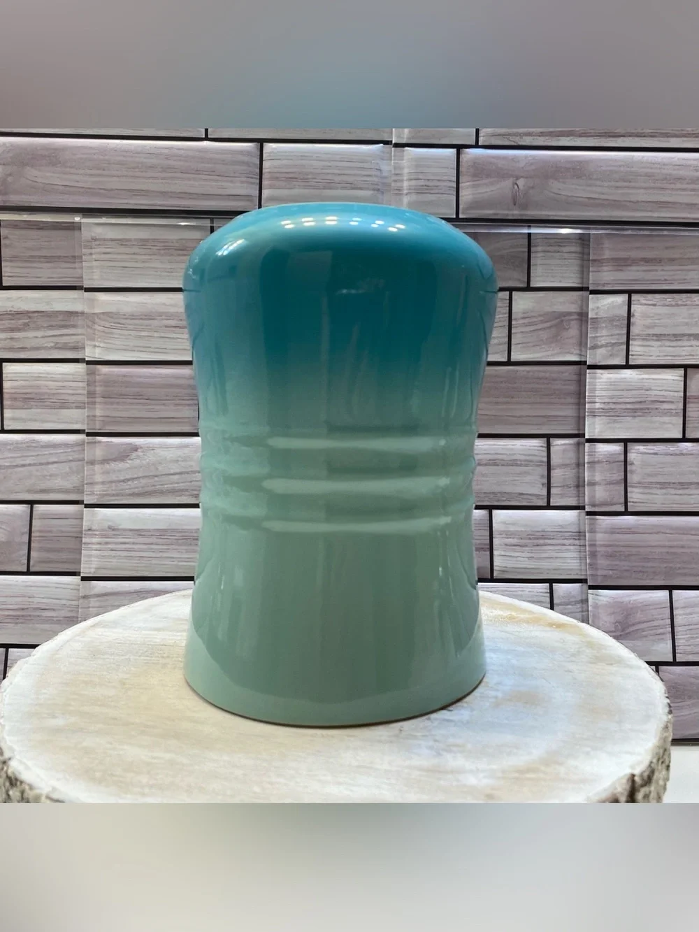Le Creuset ❤️Stoneware 1.1L Utensil  Crock Cool Mint  NWT